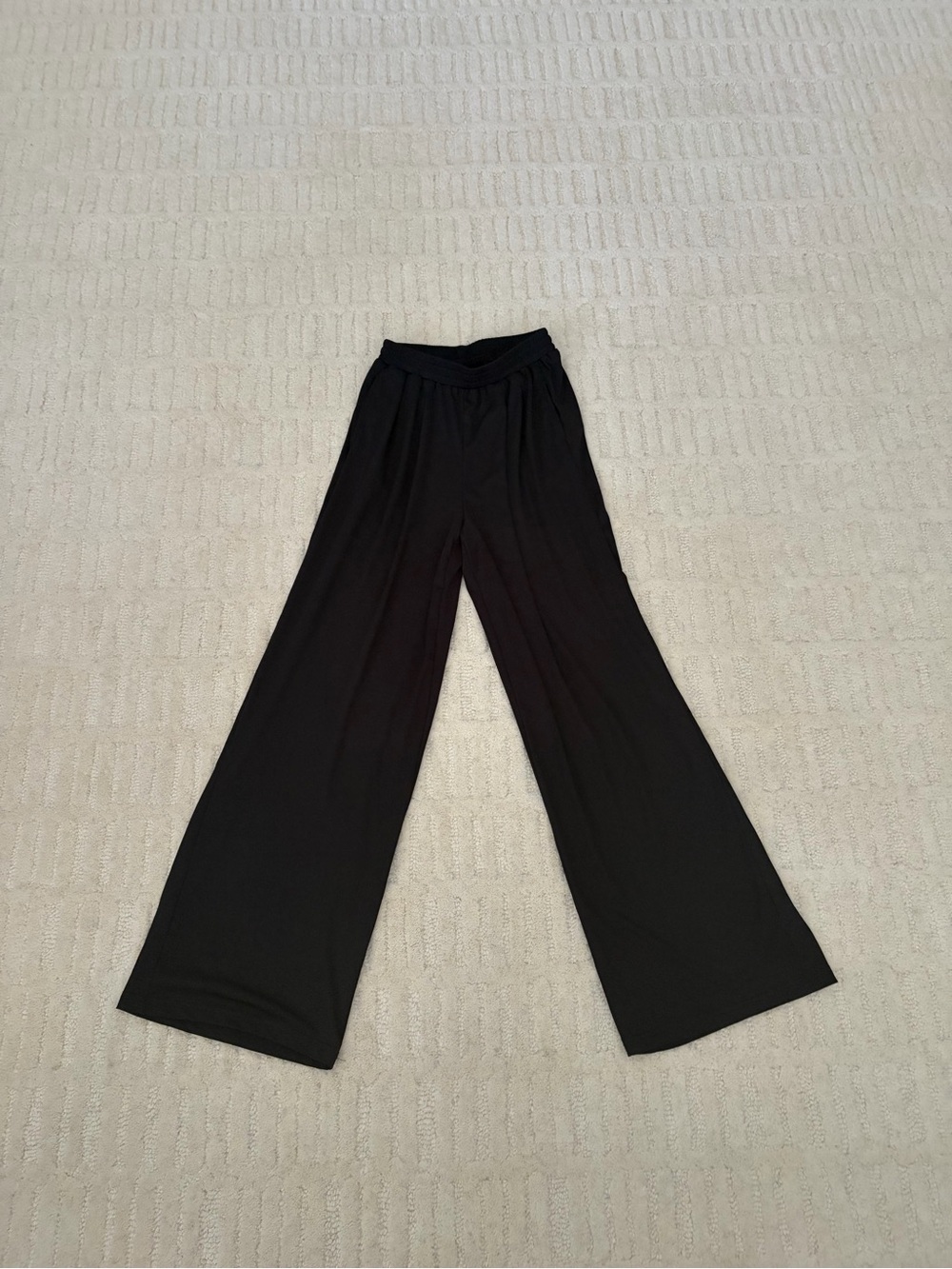 Cider Black Ribbed Pull-On Skirt
